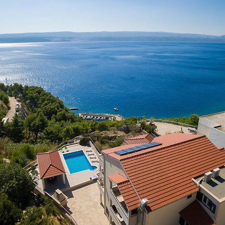 Beachfront Apartments Lara Omiš Eksteriør billede